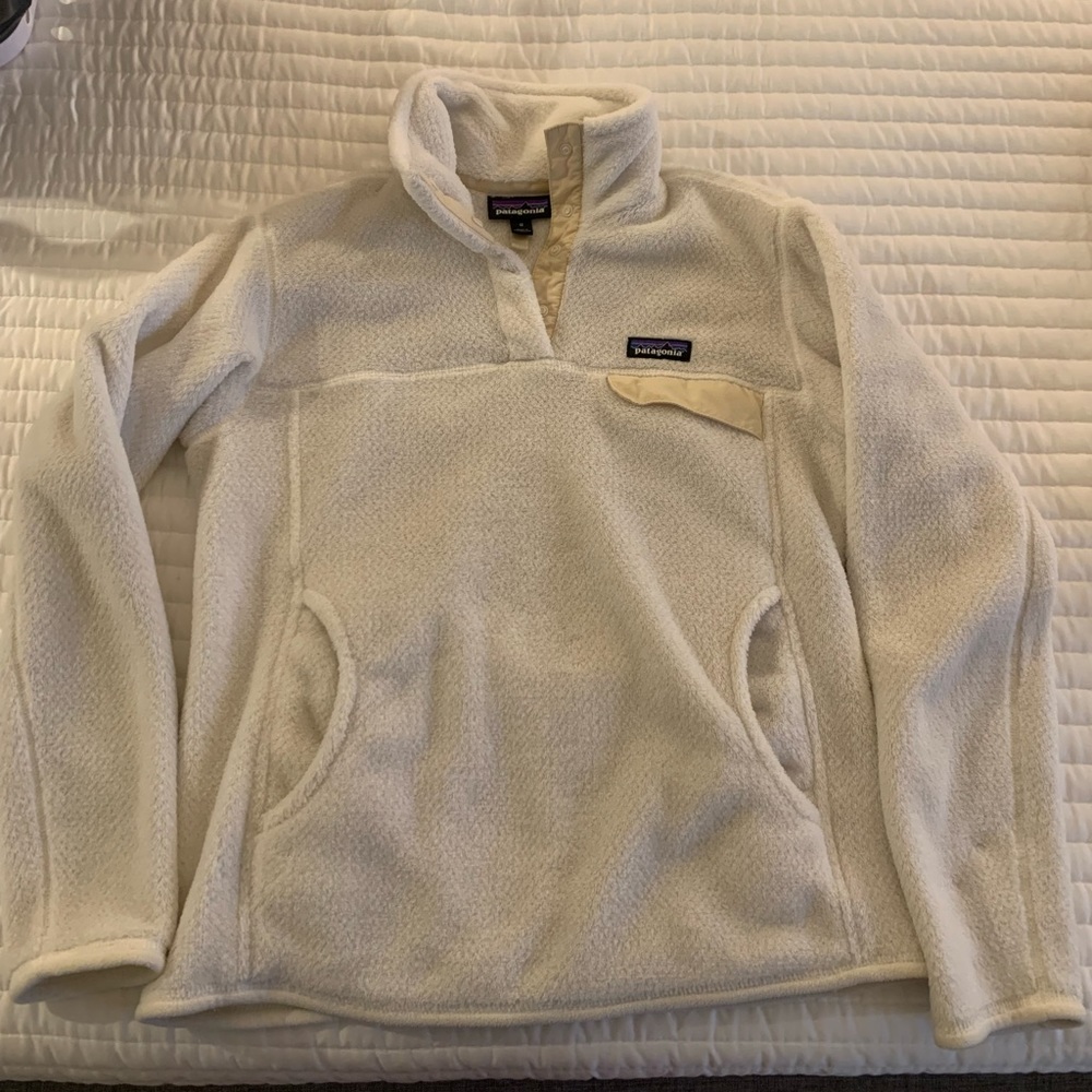 MOVING SALE!! Women’s Patagonia Pullover